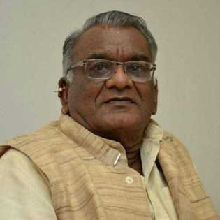 Subodh Savji, for the reservation of Maratha, Muslim, Dhangar and Lingayat | मराठा, मुस्लीम, धनगर, लिंंगायत समाजाच्या आरक्षणासाठी सुबोध सावजी सरसावले  Subodh Savji, for the reservation of Maratha, Muslim, Dhangar and Lingayat | मराठा, मुस्लीम, धनगर, लिंंगायत समाजाच्या आरक्षणासाठी सुबोध सावजी सरसावले