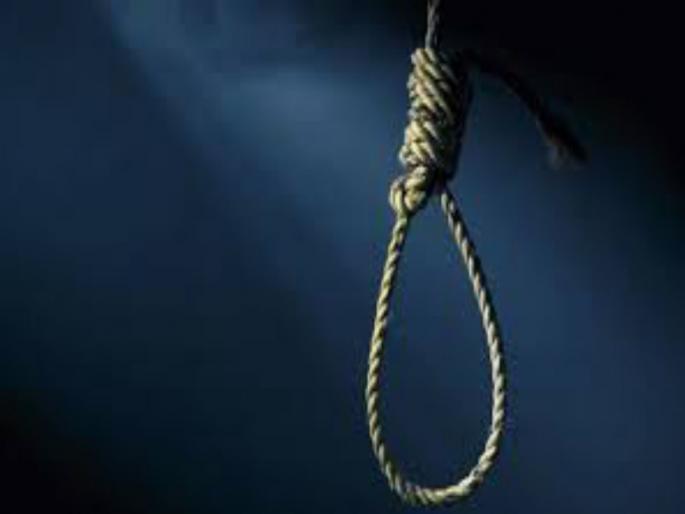 Suicide by mother; A six-month-old girl was found in the dead condition | आईची गळफास घेत आत्महत्या; सहा महिन्यांची मुलगी सापडली मृतावस्थेत  Suicide by mother; A six-month-old girl was found in the dead condition | आईची गळफास घेत आत्महत्या; सहा महिन्यांची मुलगी सापडली मृतावस्थेत