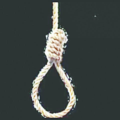 Tenth student commits suicide in Shirasoli | शिरसोलीत दहावीच्या विद्यार्थिनीची आत्महत्या