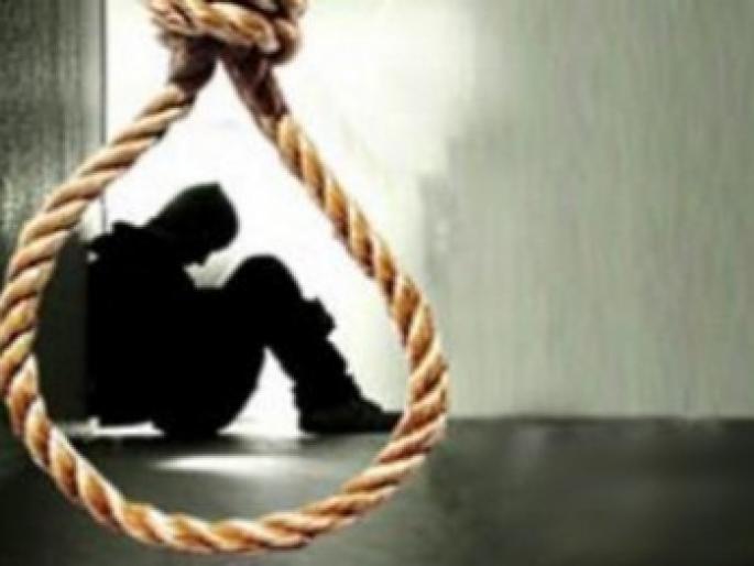 Shocking: Suicide of an old man along with two young women in the city | धक्कादायक : शहरात दोघा युवतींसह वृध्दाची आत्महत्त्या