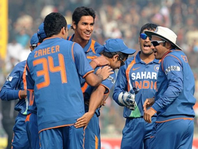 Former India seamer Sudeep Tyagi quits cricket, may feature in Lanka Premier League | भारतीय गोलंदाजाची निवृत्ती, लंका प्रीमिअर लीगमध्ये खेळणार?; महेंद्रसिंग धोनी, सुरेश रैना यांचे मानले आभार