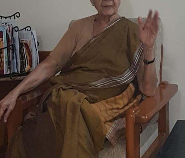  The characters in the letter meet, they enjoy the real reunion | पत्रातील चरित्ररेखा भेटतात, तो खरा पुनप्र्रत्ययाचा आनंद