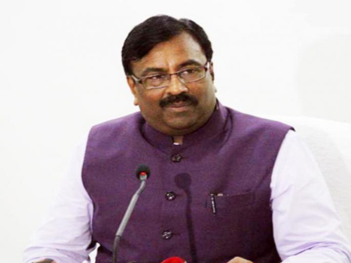 Sudhir Mungantiwar's instructions for the speed of flying club work in Chandrapur district, opportunity for youth and young women of Naxal affected district to become pilots | चंद्रपूर जिल्ह्यातील फ्लाईंग क्लब कामाच्या गतीसाठी सुधीर मुनगंटीवार यांचे निर्देश, नक्षलग्रस्त जिल्ह्यातील युवक-युवतींना वैमानिक होण्याची संधी