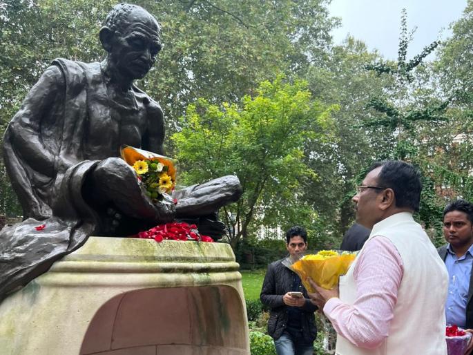 mahatma gandhi mantra of non violence accepted by the world said sudhir mungantiwar | महात्मा गांधी यांचा अहिंसेचा मंत्र जगाने स्वीकारला: सुधीर मुनगंटीवार mahatma gandhi mantra of non violence accepted by the world said sudhir mungantiwar | महात्मा गांधी यांचा अहिंसेचा मंत्र जगाने स्वीकारला: सुधीर मुनगंटीवार