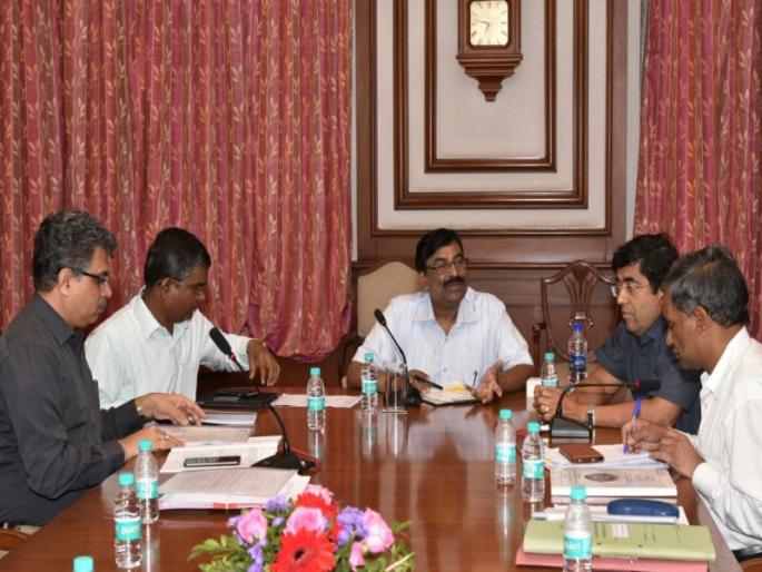 Sudhir Mungantiwar will increase the use of bamboo industrial products | बांबूचा औद्योगिक उत्पादनातील वापर वाढवणार - सुधीर मुनगंटीवार Sudhir Mungantiwar will increase the use of bamboo industrial products | बांबूचा औद्योगिक उत्पादनातील वापर वाढवणार - सुधीर मुनगंटीवार