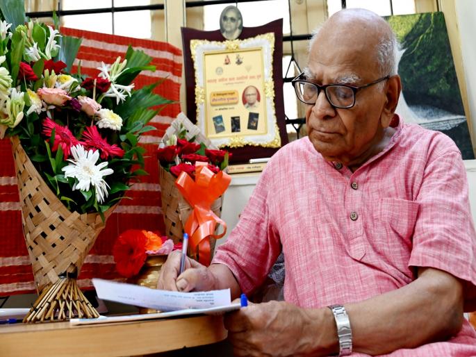sudhir rasal statement there is literature but not literary | ‘साहित्य’ आहे, पण ‘साहित्यिक’ नाहीत! sudhir rasal statement there is literature but not literary | ‘साहित्य’ आहे, पण ‘साहित्यिक’ नाहीत!