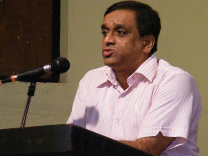 Pramod Sawant's government has been full of failures in years - Sudhin Dhawalikar | प्रमोद सावंत सरकारची वर्षपूर्ती अपयशाने भरलीय, सुदिन ढवळीकरांची टीका Pramod Sawant's government has been full of failures in years - Sudhin Dhawalikar | प्रमोद सावंत सरकारची वर्षपूर्ती अपयशाने भरलीय, सुदिन ढवळीकरांची टीका