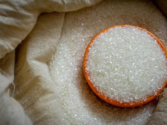 A decision on sugar ethenol increased wealth by 12 percent; Ethanol production allowed to boost company shares | साखरेच्या एका निर्णयामुळे १२ टक्क्यांनी वाढली संपत्ती; इथेनॉल निर्मितीला परवानगीने कंपन्यांच्या शेअर्समध्ये उसळी