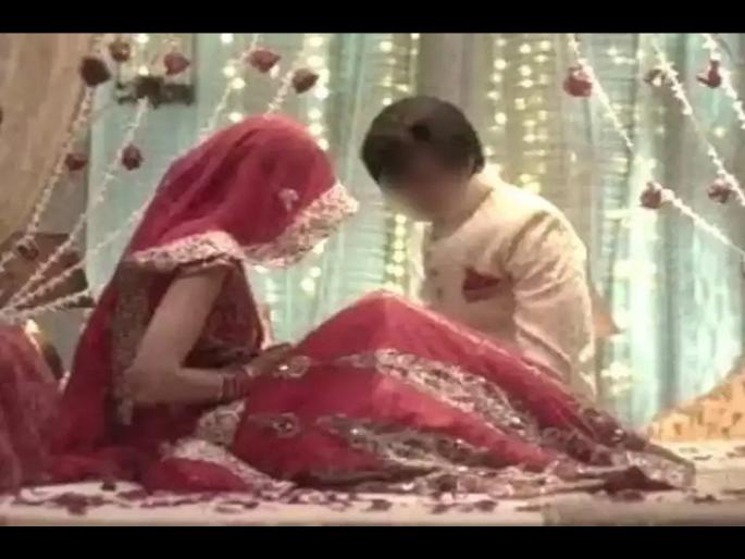 Bride founds out that her husband impotent on first wedding night in Mainpuri leaves house | लग्नाच्या पहिल्या रात्री नवरीची आरडा-ओरड ऐकून धावत आले सासरचे लोक, कारण ऐकून सगळेच हैराण.... Bride founds out that her husband impotent on first wedding night in Mainpuri leaves house | लग्नाच्या पहिल्या रात्री नवरीची आरडा-ओरड ऐकून धावत आले सासरचे लोक, कारण ऐकून सगळेच हैराण....