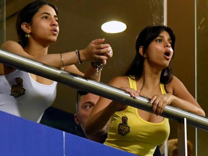 Suhana Khan Facial Expressions Photo Goes Viral See What happened that time in IPL 2022 KKR vs PBKS at Wankhede Stadium Mumbai | Suhana Khan Expressions, IPL 2022 KKR vs PBKS Live: सुहाना खानही झाली अवाक्... मैदानात असं घडलं तरी काय? जाणून घ्या