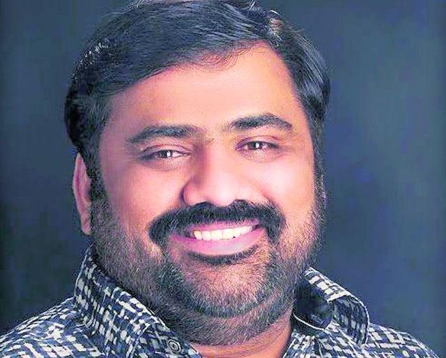 Kande's attack, Bhujbal's refusal | कांदे यांचा प्रहार, भुजबळ यांचा नकार Kande's attack, Bhujbal's refusal | कांदे यांचा प्रहार, भुजबळ यांचा नकार