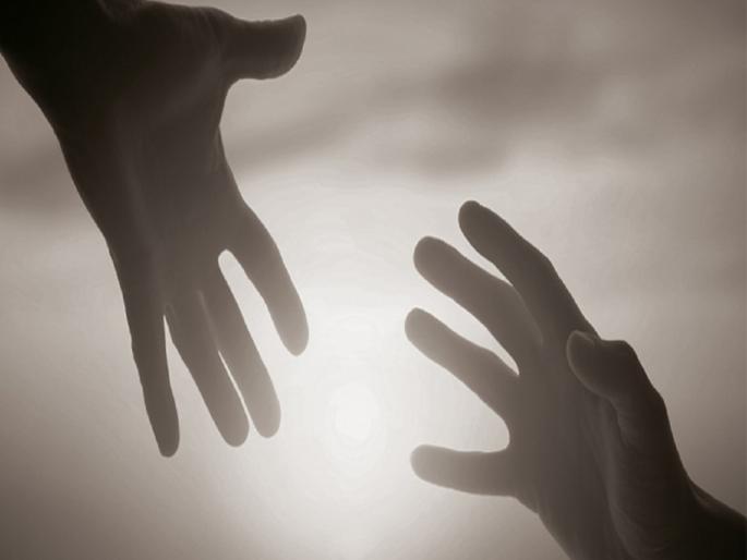 suicide by strangulation married woman case filed against husband family | विवाहितेची गळफास घेऊन आत्महत्या; हुंडाबळीप्रकरणी सासरच्यांवर गुन्हा दाखल suicide by strangulation married woman case filed against husband family | विवाहितेची गळफास घेऊन आत्महत्या; हुंडाबळीप्रकरणी सासरच्यांवर गुन्हा दाखल