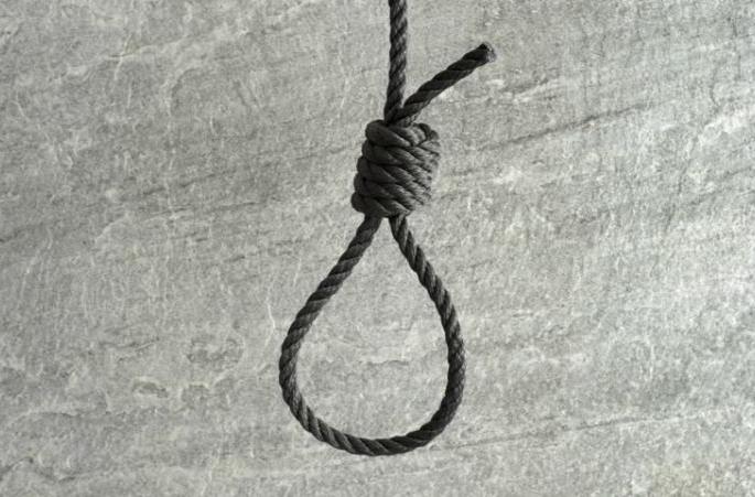 Woman suicides due to harassment | संशयखोर पतीच्या त्रासामुळे महिलेची आत्महत्या Woman suicides due to harassment | संशयखोर पतीच्या त्रासामुळे महिलेची आत्महत्या