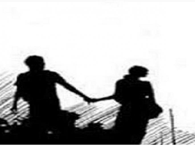couple hang themselves with the intention of ‘Saath Marenge’; ‘He’ death, ‘she’ escaped by breaking the rope | ‘साथ मरेंगे’ या इराद्याने प्रेमीयुगुलाने घेतला गळफास; ‘तो’ दगावला, दोर तुटल्याने ‘ती’ बचावली couple hang themselves with the intention of ‘Saath Marenge’; ‘He’ death, ‘she’ escaped by breaking the rope | ‘साथ मरेंगे’ या इराद्याने प्रेमीयुगुलाने घेतला गळफास; ‘तो’ दगावला, दोर तुटल्याने ‘ती’ बचावली