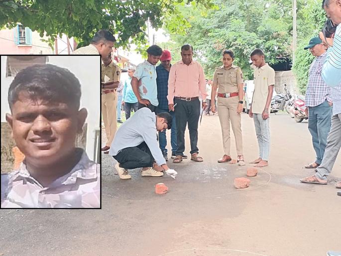 Criminals on record commit murders on the streets in broad daylight to create terror in kolhapur | Kolhapur Crime: आल्यावर नाही, टप्प्यात आणून कार्यक्रम; सुजल कांबळे याची रील्स त्याच्यावरच उलटली Criminals on record commit murders on the streets in broad daylight to create terror in kolhapur | Kolhapur Crime: आल्यावर नाही, टप्प्यात आणून कार्यक्रम; सुजल कांबळे याची रील्स त्याच्यावरच उलटली