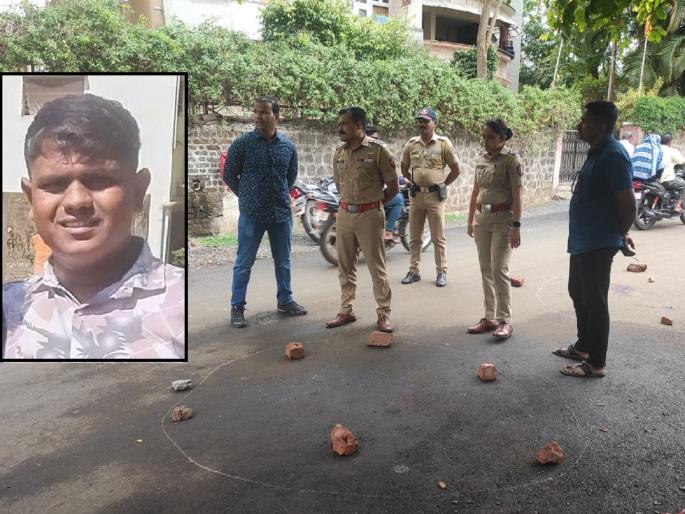 Murder of Sujal Kamble, a criminal from Sambhajinagar area in Kolhapur due to past enmity and killing each other from the reels | रिल्समधील खुन्नस; कोल्हापुरात सपासप दहा वार करून गुन्हेगाराचा निर्घृण खून, संशयितांची धरपकड सुरू Murder of Sujal Kamble, a criminal from Sambhajinagar area in Kolhapur due to past enmity and killing each other from the reels | रिल्समधील खुन्नस; कोल्हापुरात सपासप दहा वार करून गुन्हेगाराचा निर्घृण खून, संशयितांची धरपकड सुरू