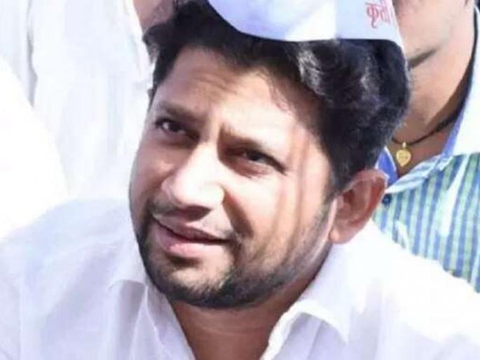 Shrirampur DYSP Sandeep Mitke to probe MP Sujay Vikhe's Remdesivir case | Sujay Vikhe: खासदार सुजय विखे अडचणीत; श्रीरामपूरचे डीवायएसपी संदीप मिटकेंकडून रेमडेसीवीर प्रकरणाचा तपास सुरु Shrirampur DYSP Sandeep Mitke to probe MP Sujay Vikhe's Remdesivir case | Sujay Vikhe: खासदार सुजय विखे अडचणीत; श्रीरामपूरचे डीवायएसपी संदीप मिटकेंकडून रेमडेसीवीर प्रकरणाचा तपास सुरु