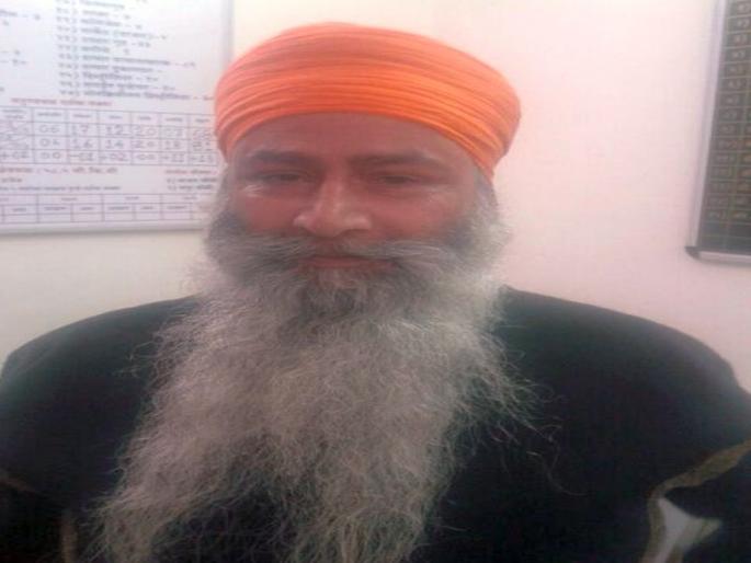 Police in Naradhamal, who has been absconding for raping a girl, has been arrested for sixteen years in Punjab. | पंजाबमध्ये युवतीचे अपहरण-बलात्काराच्या गुन्ह्यात सोळा वर्षांपासून फरार असलेल्या नराधमाला गुन्हे शाखेकडून नाशकात अटक Police in Naradhamal, who has been absconding for raping a girl, has been arrested for sixteen years in Punjab. | पंजाबमध्ये युवतीचे अपहरण-बलात्काराच्या गुन्ह्यात सोळा वर्षांपासून फरार असलेल्या नराधमाला गुन्हे शाखेकडून नाशकात अटक