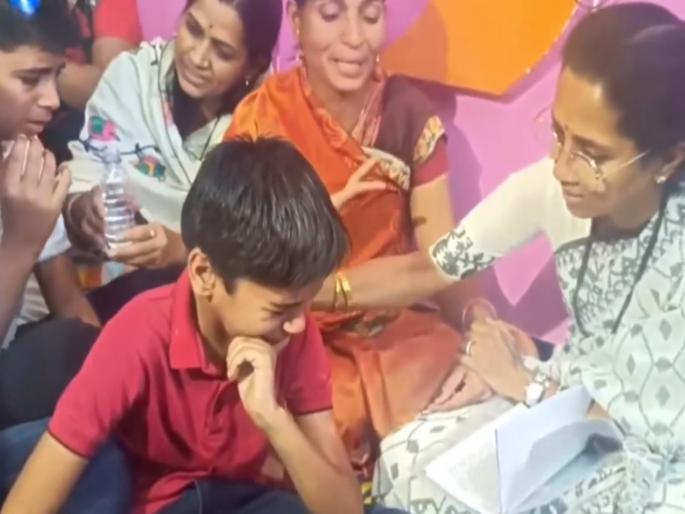 Mahadev Munde murder case: Mahadev Munde's family expressed their grief in front of Supriya Sule, tears welled up | महादेव मुंडे खून प्रकरण: सुप्रिया सुळेंच्या समोर मुंडे कुटुंबियांच्या अश्रूंचा बांध फुटला