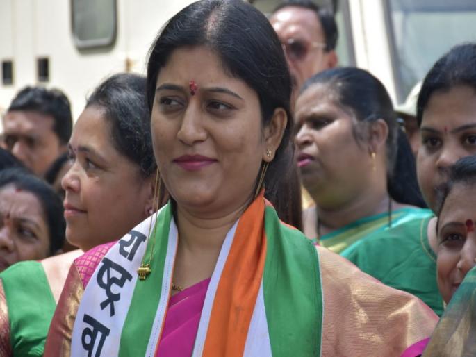 'AB' form to two candidates by NCP in the Pimpri ? | Maharashtra Election 2019 : पिंपरी राष्ट्रवादीकडून दोन उमेदवारांना 'एबी' फॉर्म ? मीच अधिकृत उमेदवार : सुलक्षणा शीलवंत- धर यांचा दावा 'AB' form to two candidates by NCP in the Pimpri ? | Maharashtra Election 2019 : पिंपरी राष्ट्रवादीकडून दोन उमेदवारांना 'एबी' फॉर्म ? मीच अधिकृत उमेदवार : सुलक्षणा शीलवंत- धर यांचा दावा