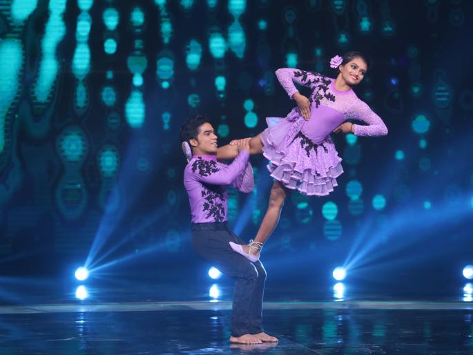 Bad Salsa: The Story of Sumanth, Sonali and Bivash choudhari | अमेरिकेन रिऍलिटी शोमध्ये जगाला वेड लावणारे कोण हे सुमंथ-सोनाली? आला कुठून त्यांचा बॅड सालसा? Bad Salsa: The Story of Sumanth, Sonali and Bivash choudhari | अमेरिकेन रिऍलिटी शोमध्ये जगाला वेड लावणारे कोण हे सुमंथ-सोनाली? आला कुठून त्यांचा बॅड सालसा?