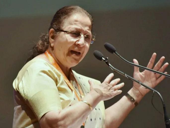What was the urgency asks former Lok Sabha Speaker Sumitra Mahajan over unverified reports of her demise | इतकी कसली घाई होती? निधनाच्या निराधार बातम्यांवर सुमित्रा महाजनांचा सवाल What was the urgency asks former Lok Sabha Speaker Sumitra Mahajan over unverified reports of her demise | इतकी कसली घाई होती? निधनाच्या निराधार बातम्यांवर सुमित्रा महाजनांचा सवाल