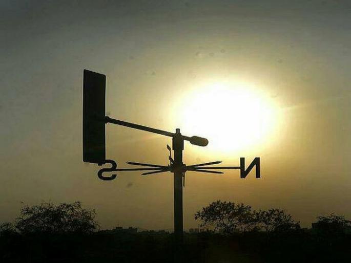 The intensity of summer increased, the mercury reached 40 degrees, the water storage in the project decreased | उन्हाची तीव्रता वाढली, औराद शहाजानीचा पारा पोहोचला ४० अंशावर The intensity of summer increased, the mercury reached 40 degrees, the water storage in the project decreased | उन्हाची तीव्रता वाढली, औराद शहाजानीचा पारा पोहोचला ४० अंशावर