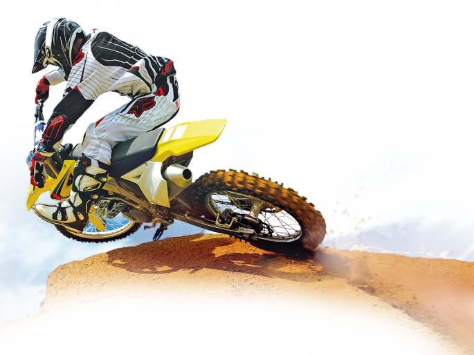 The craziness of deadly adventure of Mumbai's streets- stunt on road | मुंबईच्या रस्त्यांवर चालणारा जीवघेण्या साहसांचा वेडा कल्लोळ