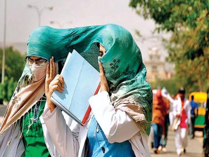 The temperature has increased in Pune! Citizens distressed by heat, minimum temperature at 19 degrees | पुण्यात तापमानाचा पारा वाढला! नागरिक उष्णतेमुळे हैराण, किमान तापमान १९ अंशांवर  The temperature has increased in Pune! Citizens distressed by heat, minimum temperature at 19 degrees | पुण्यात तापमानाचा पारा वाढला! नागरिक उष्णतेमुळे हैराण, किमान तापमान १९ अंशांवर
