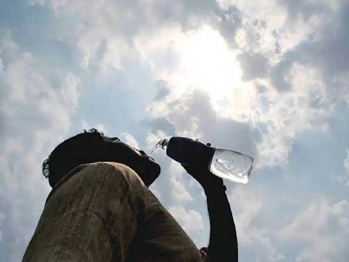 The heat of the sun increased; The temperature of Solapur reached 38.9 degrees Celsius! | उन्हाच्या झळा वाढल्या; सोलापूरच्या तापमानाचा पारा ३८.९ अंश सेल्सिअसवर पोहोचला! The heat of the sun increased; The temperature of Solapur reached 38.9 degrees Celsius! | उन्हाच्या झळा वाढल्या; सोलापूरच्या तापमानाचा पारा ३८.९ अंश सेल्सिअसवर पोहोचला!