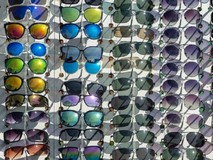 cheap goggles on the street are injurious for eye | रस्त्यावरील स्वस्त गॉगल करी डोळ्यांचा घात ! cheap goggles on the street are injurious for eye | रस्त्यावरील स्वस्त गॉगल करी डोळ्यांचा घात !