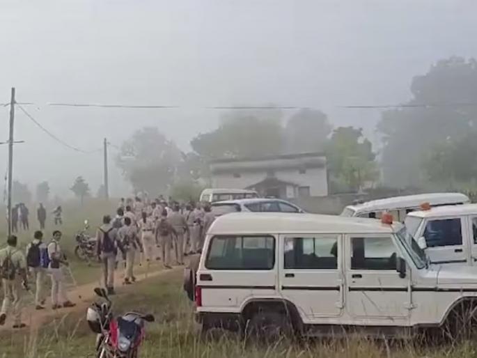 tragic clash in odisha five dead including three women in love affair dispute | प्रेमप्रकरणातून रक्तरंजित संघर्ष! ३ महिलांसह पाच जणांची हत्या; लहान मुलांना ठेवलं ओलीस tragic clash in odisha five dead including three women in love affair dispute | प्रेमप्रकरणातून रक्तरंजित संघर्ष! ३ महिलांसह पाच जणांची हत्या; लहान मुलांना ठेवलं ओलीस