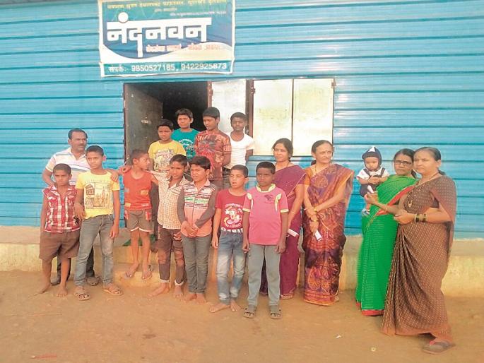 Let it be like a tree | वटवृक्ष असा होऊ या Let it be like a tree | वटवृक्ष असा होऊ या