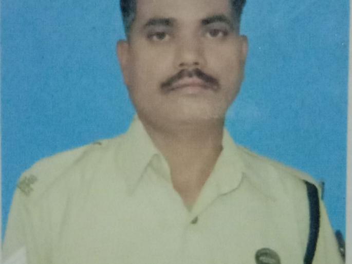 Funeral of Jawan Kamble at Sundi | जवान कांबळे यांच्यावर सुंडी येथे अंत्यसंस्कार