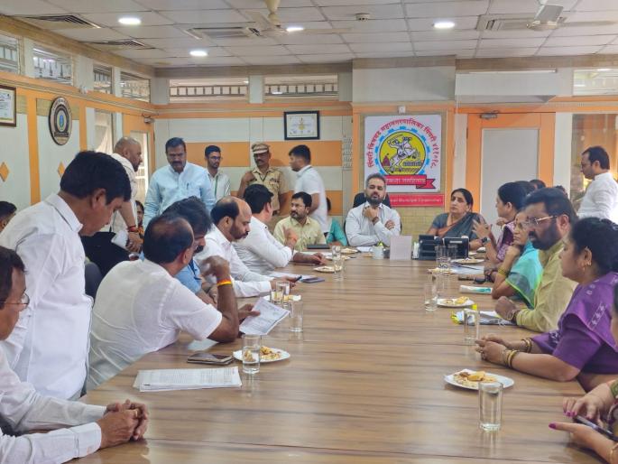 Sunetra Pawar sudden entry into Pimpri-Chinchwad Municipal Corporation; Commissioners hold meeting on partisan funds | महापालिकेत सुनेत्रा पवार यांची अचानक एन्ट्री..! निधीच्या ‘पक्ष’पाती वाटपावर आयुक्तांची बैठक Sunetra Pawar sudden entry into Pimpri-Chinchwad Municipal Corporation; Commissioners hold meeting on partisan funds | महापालिकेत सुनेत्रा पवार यांची अचानक एन्ट्री..! निधीच्या ‘पक्ष’पाती वाटपावर आयुक्तांची बैठक