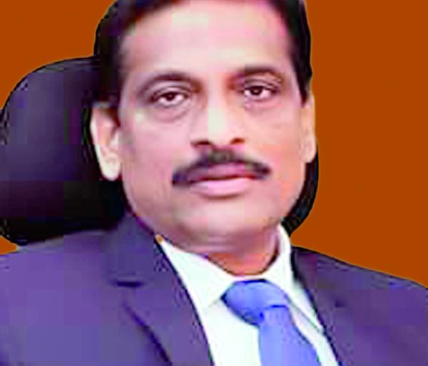 Sunil Chavan, District Collector, Ratnagiri, imprinted in two years as Duty Officer | रत्नागिरीच्या जिल्हाधिकारीपदी सुनील चव्हाण, कर्तव्यतत्पर अधिकारी म्हणून दोन वर्षात ठसा