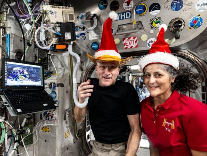 Sunita Williams celebrated Christmas in space NASA shared the photo netizens reacts | सुनिता विल्यम्स यांनी अंतराळात साजरा केला ख्रिसमस, नासाने शेअर केला फोटो; नेटकरी म्हणाले... Sunita Williams celebrated Christmas in space NASA shared the photo netizens reacts | सुनिता विल्यम्स यांनी अंतराळात साजरा केला ख्रिसमस, नासाने शेअर केला फोटो; नेटकरी म्हणाले...