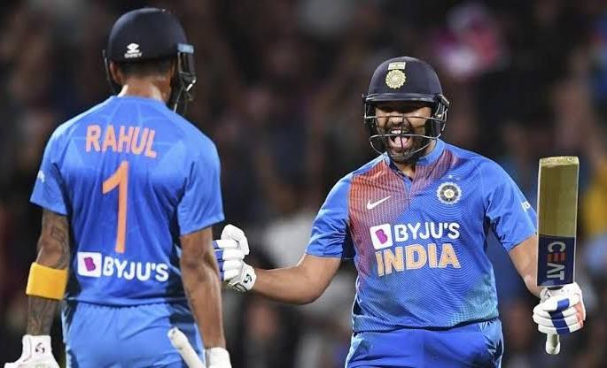 Know if the score is added to the batsman's account in the super over, what the ICC rules say | फलंदाजाच्या खात्यामध्ये super over मधील धावा जोडल्या जातात का, जाणून घ्या काय सांगतो ICCचा नियम