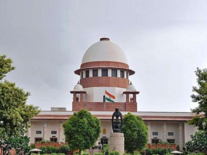 Free schemes given before elections are bribes Supreme Court seeks response from Centre and EC | "निवडणुकीपूर्वी मोफत दिल्या जाणाऱ्या योजना म्हणजे लाच"; सुप्रीम कोर्टाची सरकारला नोटीस Free schemes given before elections are bribes Supreme Court seeks response from Centre and EC | "निवडणुकीपूर्वी मोफत दिल्या जाणाऱ्या योजना म्हणजे लाच"; सुप्रीम कोर्टाची सरकारला नोटीस