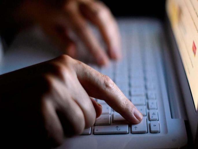 Child Pornography This crime should not be condoned | अन्वयार्थ : चाइल्ड पोर्नोग्राफी : या अपराधाला क्षमा असताच कामा नये! Child Pornography This crime should not be condoned | अन्वयार्थ : चाइल्ड पोर्नोग्राफी : या अपराधाला क्षमा असताच कामा नये!