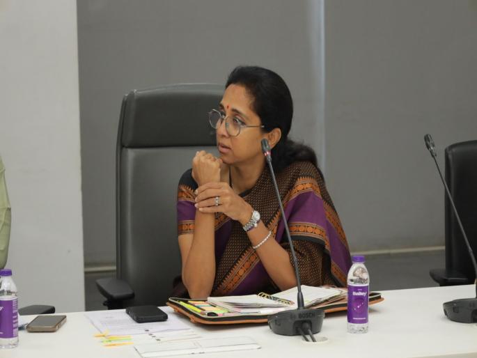 The flyover plan should be revised and work should be done. | उड्डाणपुलाचा आराखडा दुरुस्त करून काम करावे - सुप्रिया सुळे यांची मागणी The flyover plan should be revised and work should be done. | उड्डाणपुलाचा आराखडा दुरुस्त करून काम करावे - सुप्रिया सुळे यांची मागणी