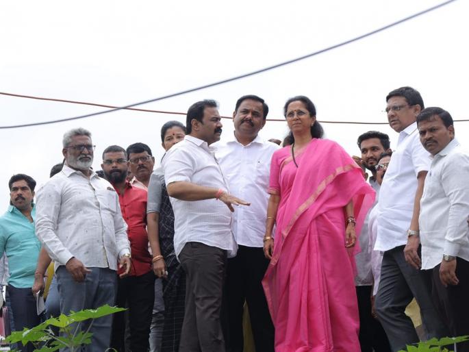 The drain cleaning work in Pune should be investigated through SIT; MP Supriya Sule's demand | पुण्यातील नालेसफाईच्या कामाची एसआयटी मार्फत चौकशी व्हावी; खासदार सुप्रिया सुळेंची मागणी The drain cleaning work in Pune should be investigated through SIT; MP Supriya Sule's demand | पुण्यातील नालेसफाईच्या कामाची एसआयटी मार्फत चौकशी व्हावी; खासदार सुप्रिया सुळेंची मागणी