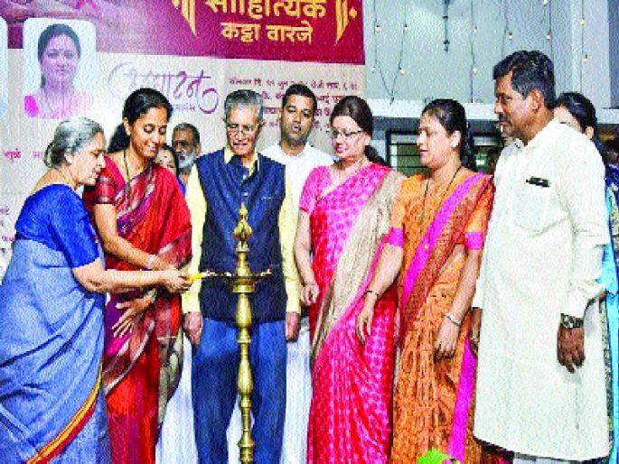 Literary Responsible for the preservation of language - Supriya Sule | भाषा टिकविण्याची जबाबदारी साहित्यिकांवर - सुप्रिया सुळे Literary Responsible for the preservation of language - Supriya Sule | भाषा टिकविण्याची जबाबदारी साहित्यिकांवर - सुप्रिया सुळे