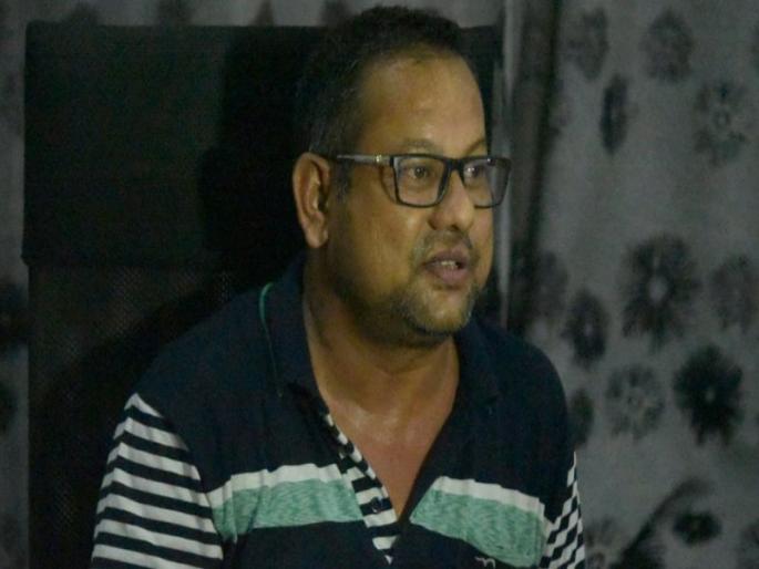Gadgling complained in court for clear awarness | कोठडीतील दुर्गंंधीबाबत अॅड. गडलिंग यांची पुन्हा न्यायालयात तक्रार Gadgling complained in court for clear awarness | कोठडीतील दुर्गंंधीबाबत अॅड. गडलिंग यांची पुन्हा न्यायालयात तक्रार