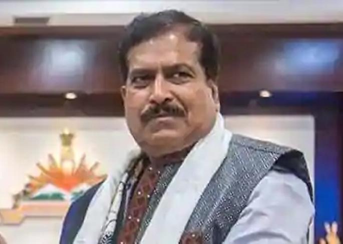 Suresh Angadi will be cremated in a state funeral in Delhi | सुरेश अंगडी यांच्यावर दिल्लीत शासकीय इतमामात होणार अंत्यसंस्कार Suresh Angadi will be cremated in a state funeral in Delhi | सुरेश अंगडी यांच्यावर दिल्लीत शासकीय इतमामात होणार अंत्यसंस्कार