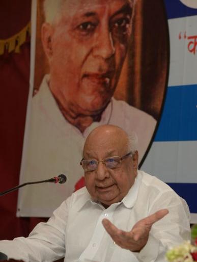 Is there capability to surgical strike on China? Suresh Dwadashiwar | चीनवर सर्जिकल स्ट्राईक करण्याची कुवत आहे का? सुरेश द्वादशीवार Is there capability to surgical strike on China? Suresh Dwadashiwar | चीनवर सर्जिकल स्ट्राईक करण्याची कुवत आहे का? सुरेश द्वादशीवार