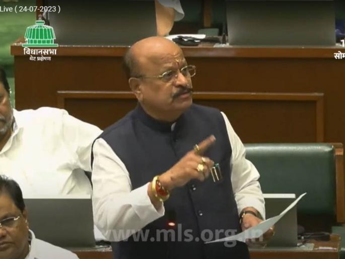 Investigation of Free Meal Scammers; Announcement by Labor Minister Suresh Khade | फुकटच्या जेवणावर ताव मारणाऱ्यांची चौकशी; कामगार मंत्री सुरेश खाडे यांची घोषणा Investigation of Free Meal Scammers; Announcement by Labor Minister Suresh Khade | फुकटच्या जेवणावर ताव मारणाऱ्यांची चौकशी; कामगार मंत्री सुरेश खाडे यांची घोषणा