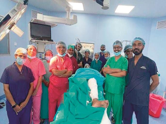 Young man freed from excruciating pain with leg bypass surgery; veins 'block' by standing continuously | पायावर बायपास शस्त्रक्रियेने असह्य वेदनेतून तरुण मुक्त; सतत उभे राहून नोकरीने नस 'ब्लॉक'