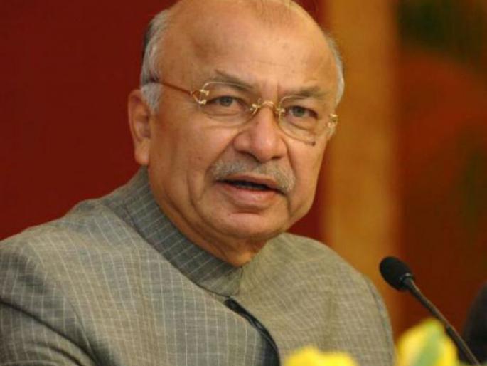 NTPC in Solapur, MPs' statement about the airport is irresponsible! Sushilkumar Shinde's hinges on BJP | सोलापूरातील एनटीपीसी, विमानतळाबाबत खासदारांचे वक्तव्य बेजबाबदारपणाचे ! सुशिलकुमार शिंदे यांची भाजपावर टिका NTPC in Solapur, MPs' statement about the airport is irresponsible! Sushilkumar Shinde's hinges on BJP | सोलापूरातील एनटीपीसी, विमानतळाबाबत खासदारांचे वक्तव्य बेजबाबदारपणाचे ! सुशिलकुमार शिंदे यांची भाजपावर टिका