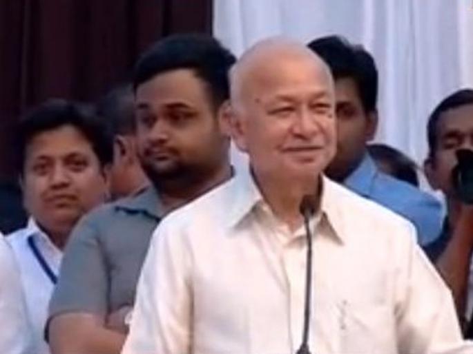 Sushilkumar Shinde led the election for vidhan sabha | सुशीलकुमार शिंदे यांच्या नेतृत्वाखाली निवडणूक लढवा
